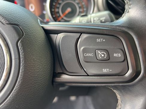 Used 2021 Jeep Wrangler Unlimited Sport image 13