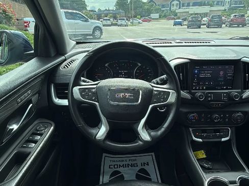 Used 2022 GMC Terrain SLT w/ Elevation Edition FWD image 19