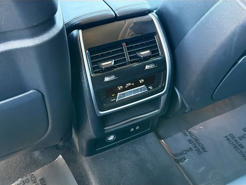 Used 2023 BMW X7 xDrive40i image 19