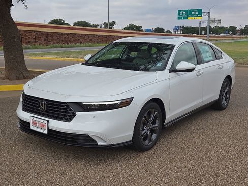 New 2026 Honda Accord EX-L image 1