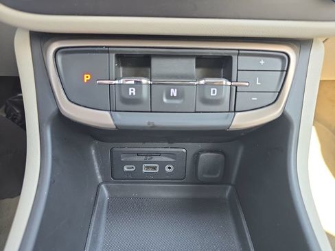 Used 2023 GMC Terrain Denali AWD/4WD image 38
