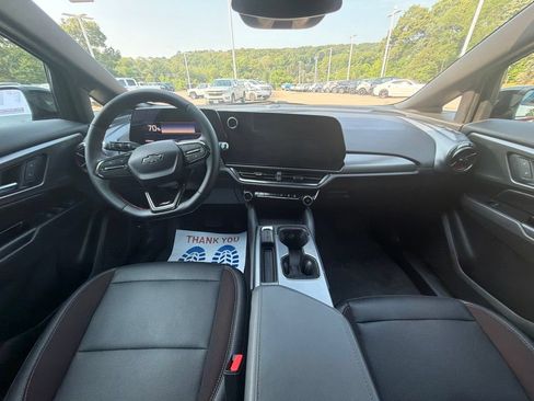 Certified 2024 Chevrolet Equinox EV RS FWD image 16