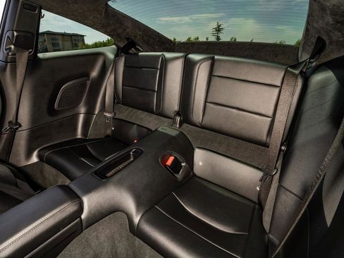 Used 2018 Porsche 911 Carrera image 9
