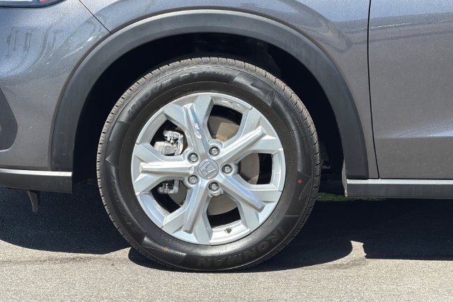 Certified 2024 Honda HR-V LX image 35
