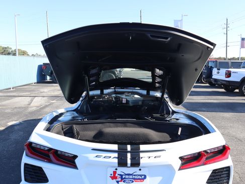 Used 2021 Chevrolet Corvette Stingray Preferred Cpe w/ 2LT image 5