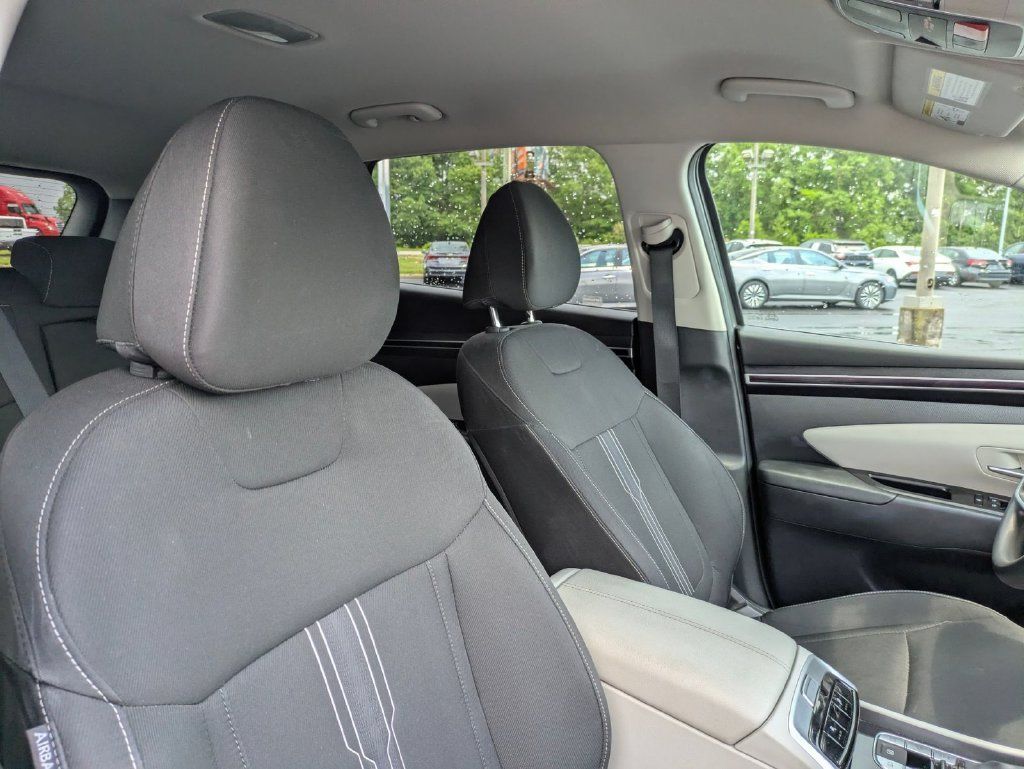 Used 2024 Hyundai Tucson SEL AWD/4WD image 35