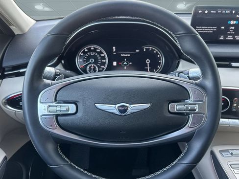 Used 2023 Genesis GV70 2.5T w/ Advanced Package image 16