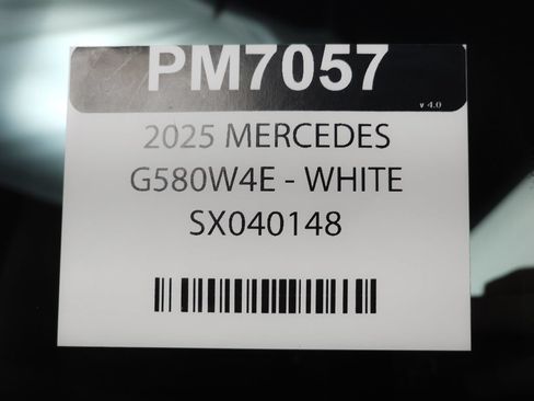 Certified 2025 Mercedes-Benz G 580 w/ EQ Technology image 38