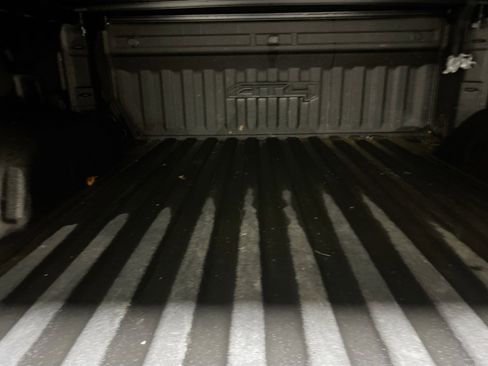 Used 2021 GMC Sierra 1500 AT4 image 24