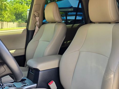 Used 2023 Toyota 4Runner SR5 Premium w/ Moonroof Package RWD image 13
