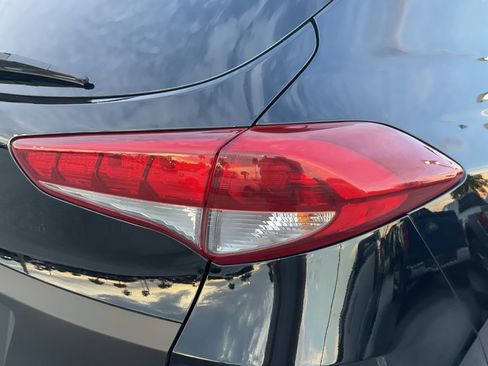 Used 2018 Hyundai Tucson SE FWD image 7