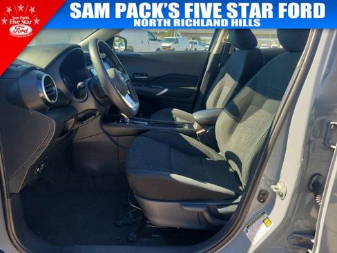 Used 2023 Nissan Kicks SV image 13