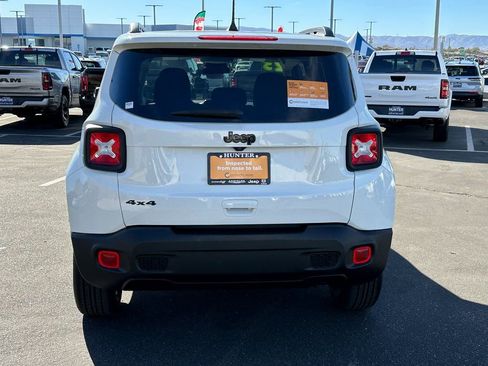 Certified 2023 Jeep Renegade Latitude image 5