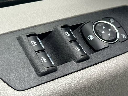 Used 2022 Ford F250 XL w/ Power Equipment Group image 20