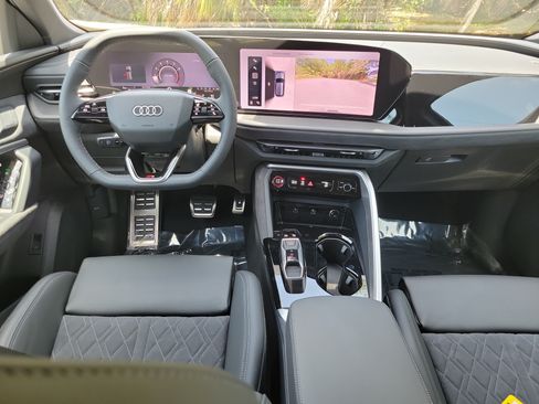 New 2026 Audi SQ5 Premium Plus AWD/4WD image 13