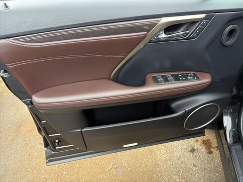 Used 2020 Lexus RX 450h AWD w/ Luxury Package image 12