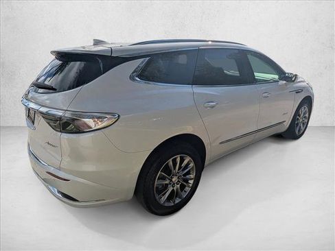 Used 2022 Buick Enclave Avenir w/ Avenir Technology Package image 5