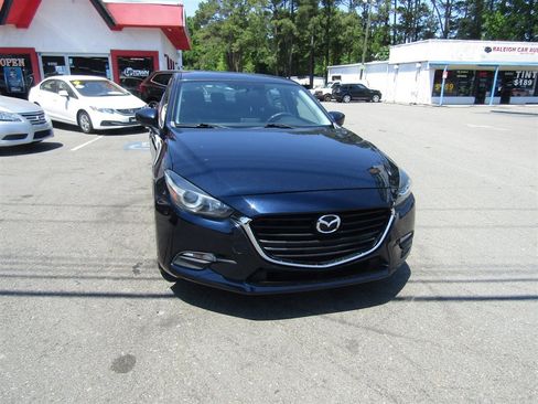 Used 2017 MAZDA MAZDA3 Sport w/ Preferred Equipment Package FWD image 10
