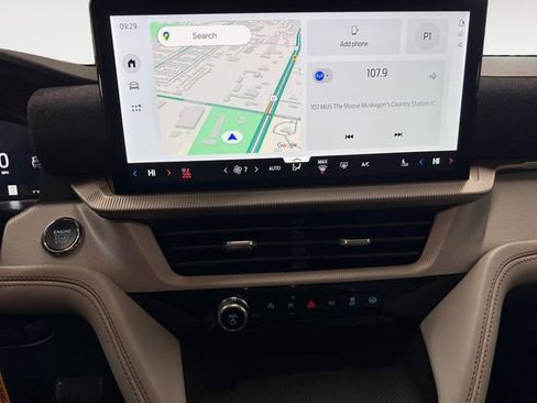 Used 2026 Ford Explorer Active w/ Active Comfort Package image 7