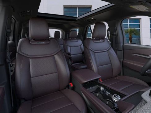 Used 2026 Ford Explorer Platinum RWD image 10