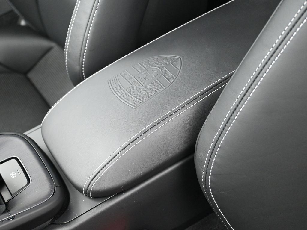 Certified 2022 Porsche 911 GT3 RWD image 20