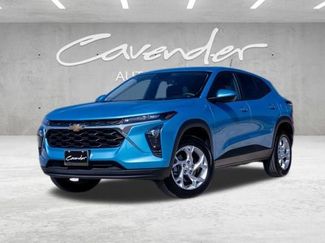 Certified 2025 Chevrolet Trax LS w/ LS Convenience Package video 1