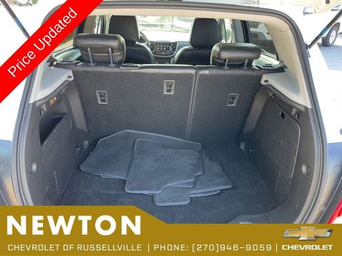 Used 2022 Chevrolet Trax LT AWD/4WD image 44