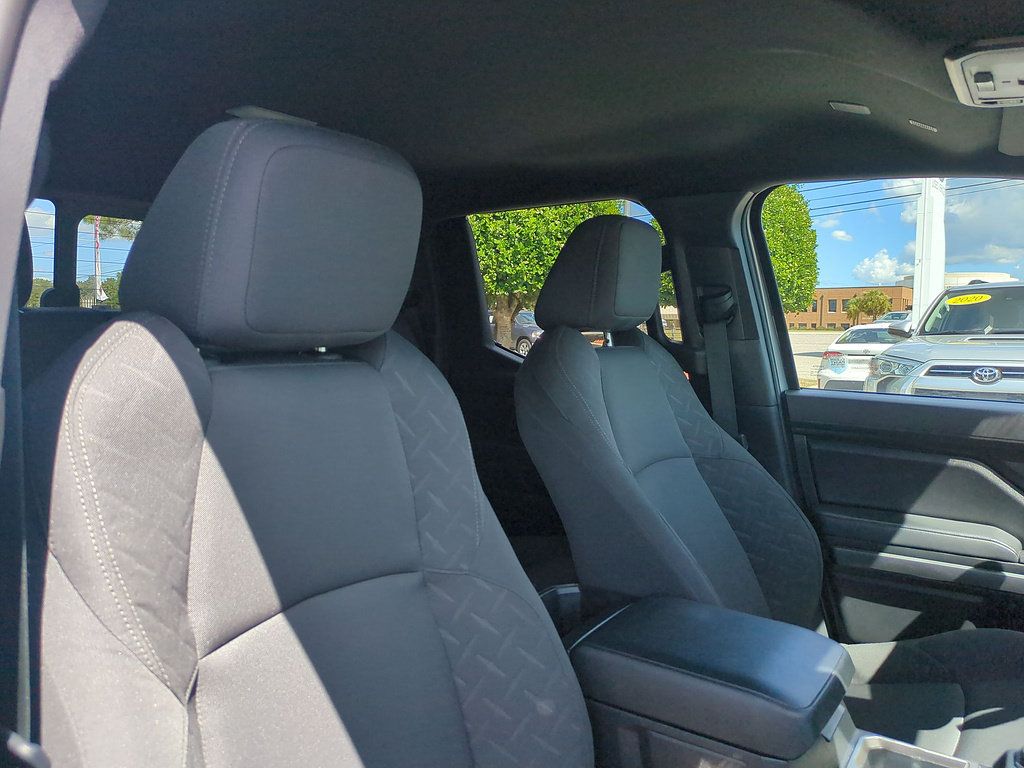 Certified 2024 Toyota Tacoma SR5 AWD/4WD image 33