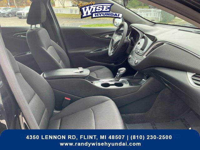Used 2024 Chevrolet Malibu LT FWD image 39