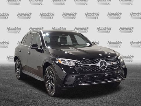 New 2026 Mercedes-Benz GLC 300 4MATIC image 2