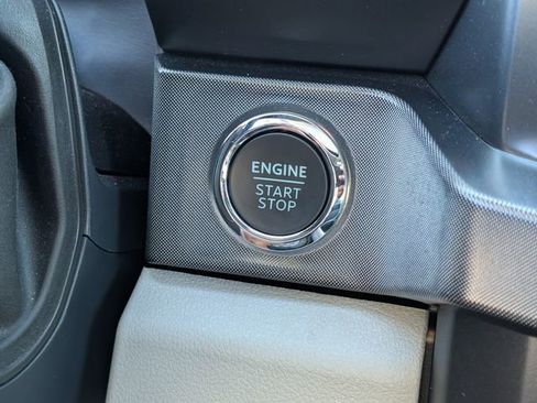 Used 2024 Ford F250 Limited image 33