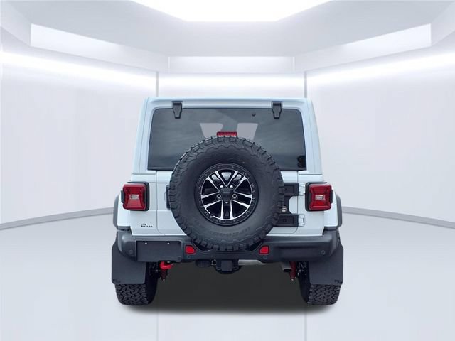 Used 2025 Jeep Wrangler Unlimited Rubicon AWD/4WD image 4