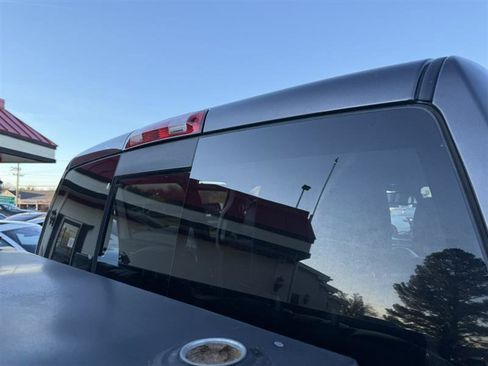 Used 2016 RAM 3500 Laramie image 12