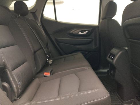 Used 2024 GMC Terrain SLE w/ Driver Convenience Package AWD/4WD image 19