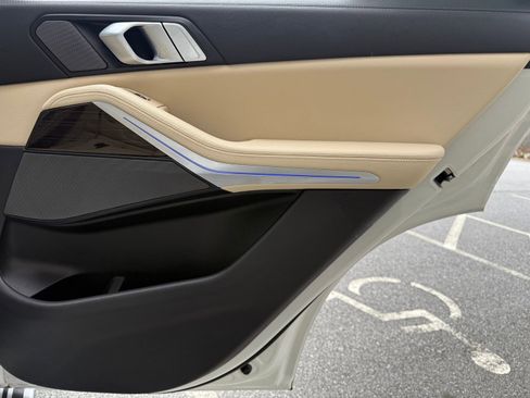 Used 2020 BMW X5 xDrive40i w/ Convenience Package image 46