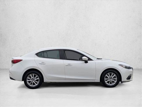 Used 2015 MAZDA MAZDA3 i Touring image 4