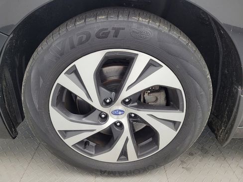 Used 2021 Subaru Legacy Premium image 31