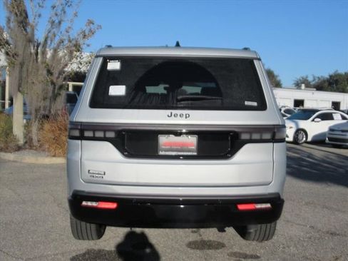 New 2026 Jeep Grand Wagoneer Limited image 5