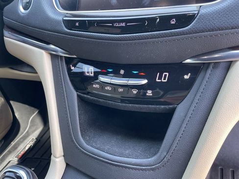 Used 2019 Cadillac XT5 Luxury AWD/4WD image 27