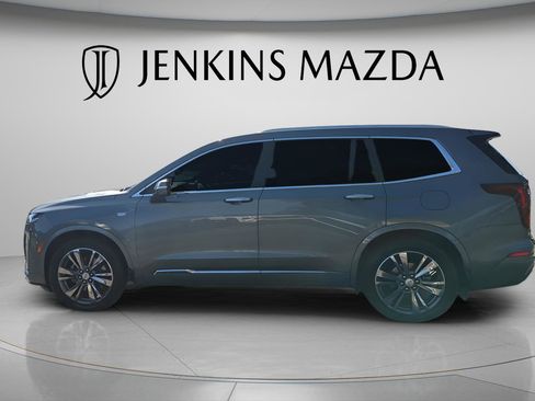 Used 2021 Cadillac XT6 Premium Luxury image 5