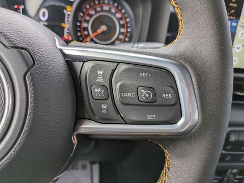 Used 2024 Jeep Wrangler Sahara w/ Technology Group image 16