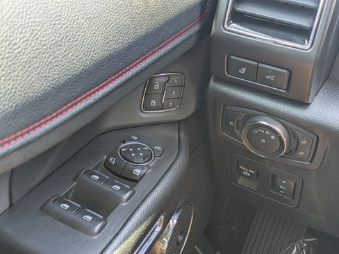 Certified 2021 Ford Expedition Limited AWD/4WD image 27