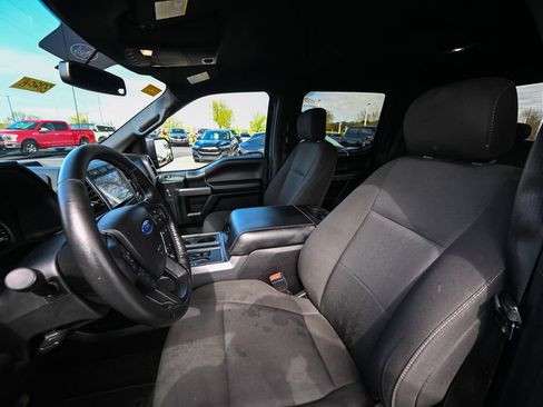 Used 2018 Ford F150 XLT w/ Equipment Group 302A Luxury AWD/4WD image 18