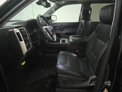 Used 2018 GMC Sierra 1500 SLT image 2