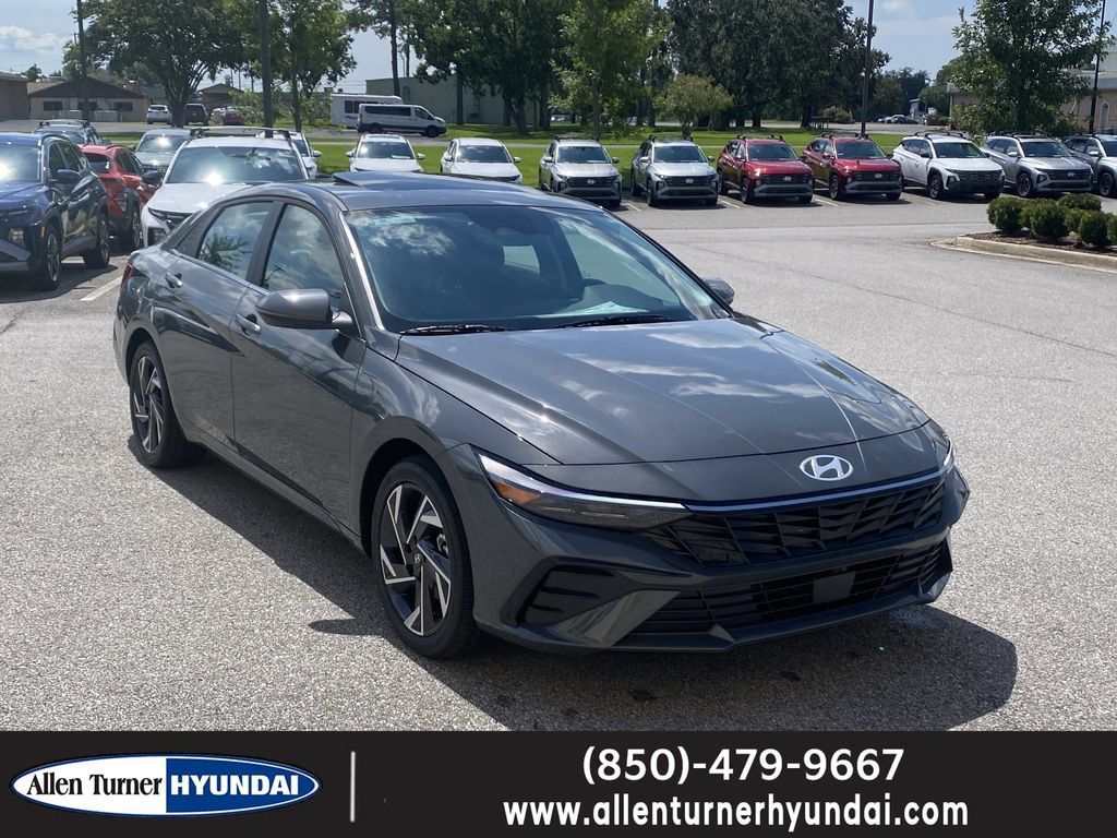 New 2026 Hyundai Elantra Limited FWD 360° Tour