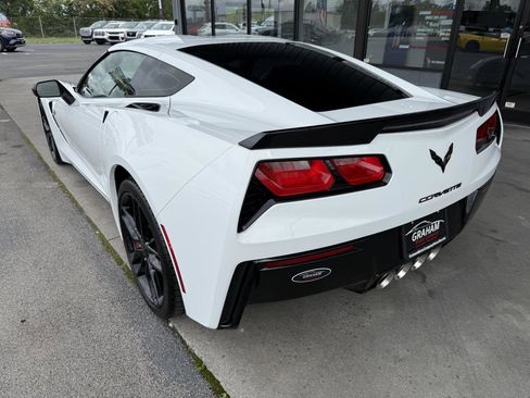 Used 2016 Chevrolet Corvette Stingray Coupe w/ Z51 2LT w/ 2LT Preferred Equipment Group RWD image 11