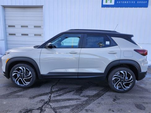 New 2026 Chevrolet TrailBlazer RS w/ Convenience Package image 2