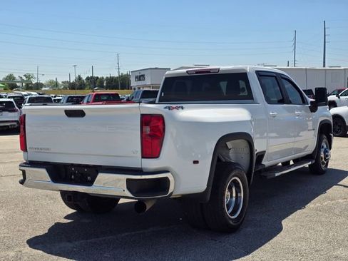 Used 2024 Chevrolet Silverado 3500 LT AWD/4WD image 5
