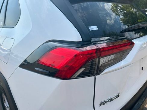 Used 2025 Toyota RAV4 XLE FWD image 11
