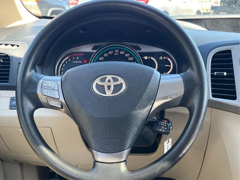 Used 2009 Toyota Venza Wagon 4D image 20